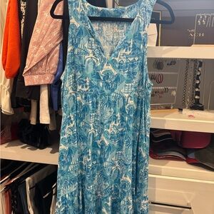 Lilly Pulitzer Blue and White Sleeveless Midi Dress